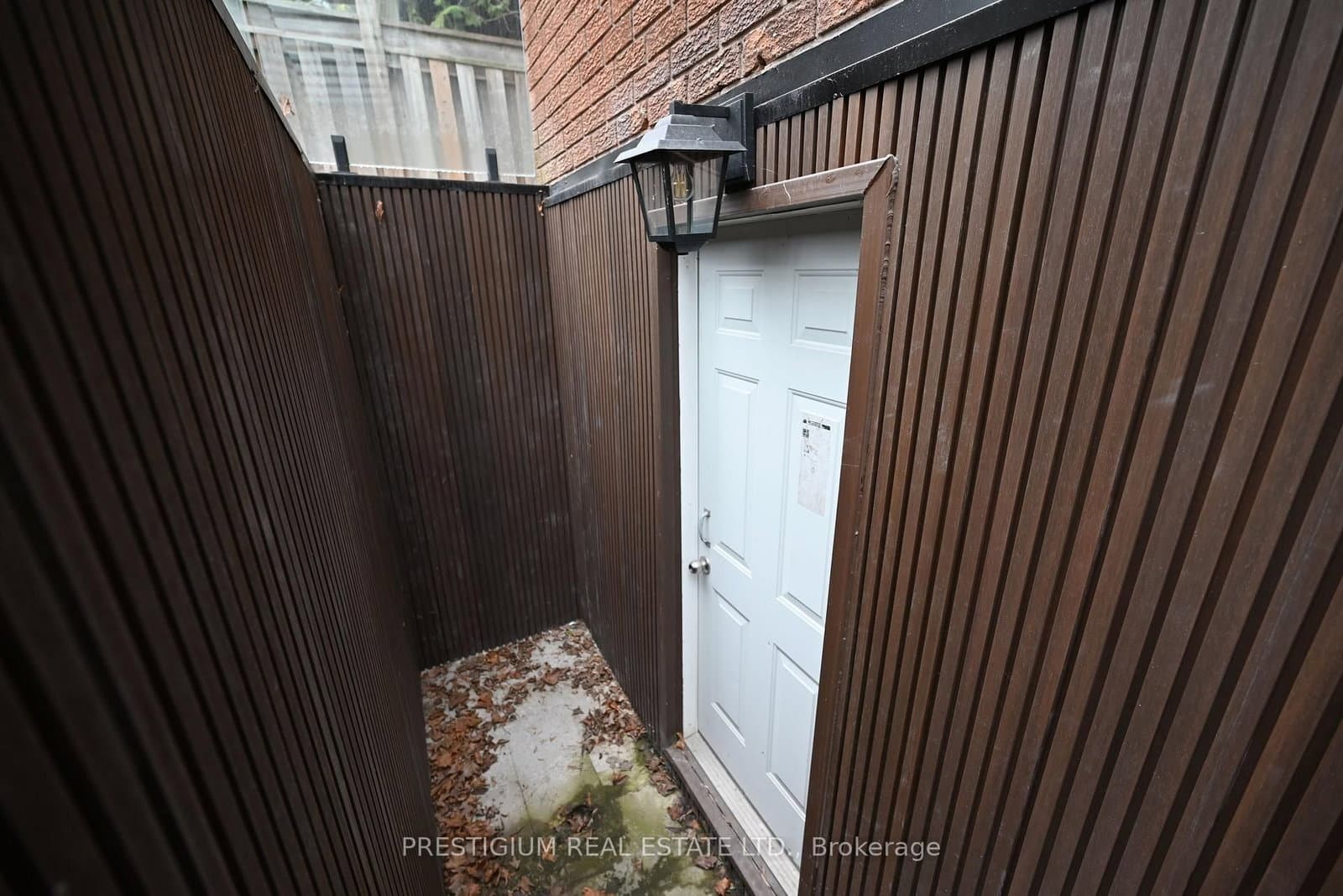 1412 Islington Avenue, Unit Basement thumbnail 6