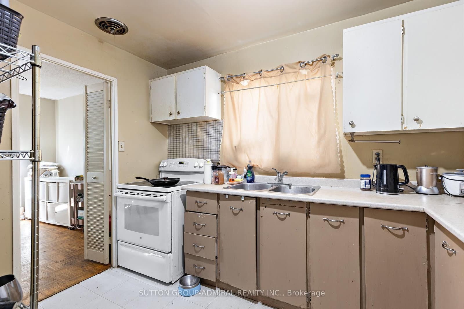 21 Four Winds Drive, Unit 11 thumbnail 14