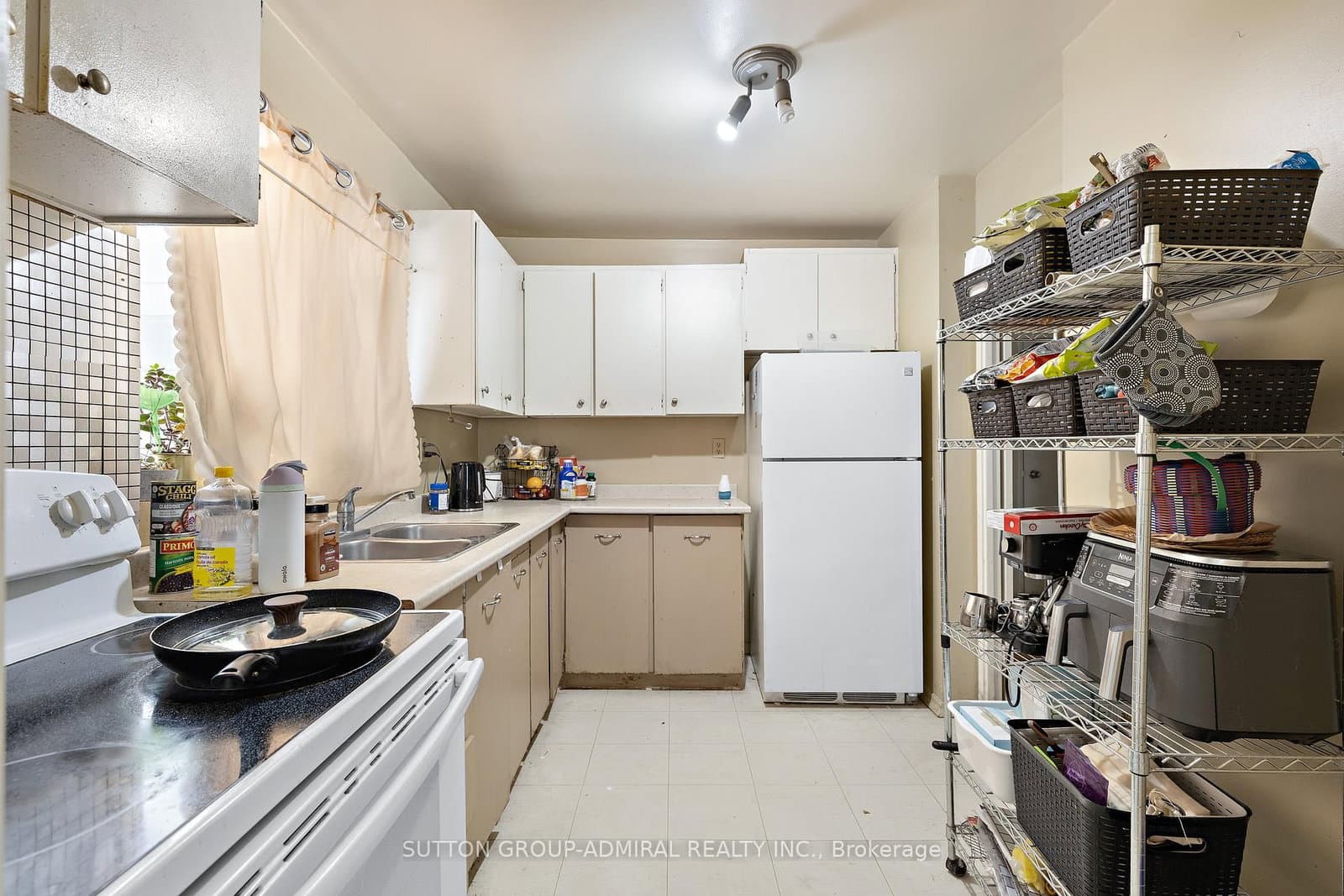 21 Four Winds Drive, Unit 11 thumbnail 15