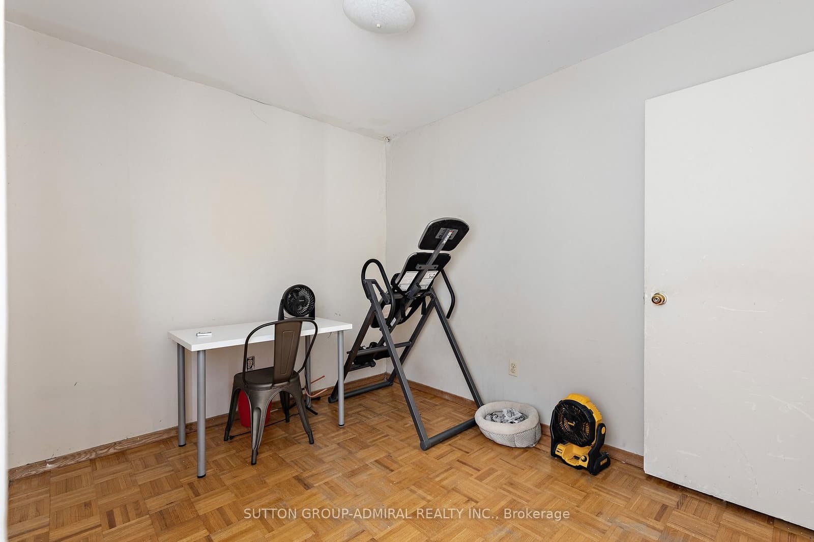21 Four Winds Drive, Unit 11 thumbnail 22