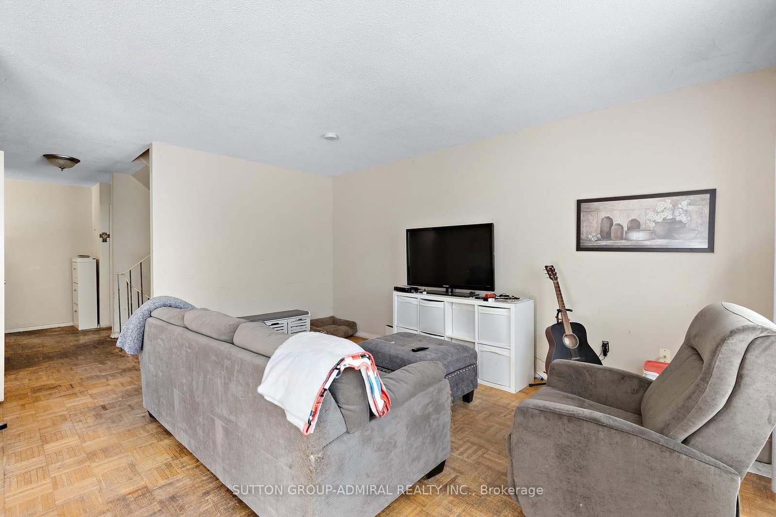 21 Four Winds Drive, Unit 11 thumbnail 7