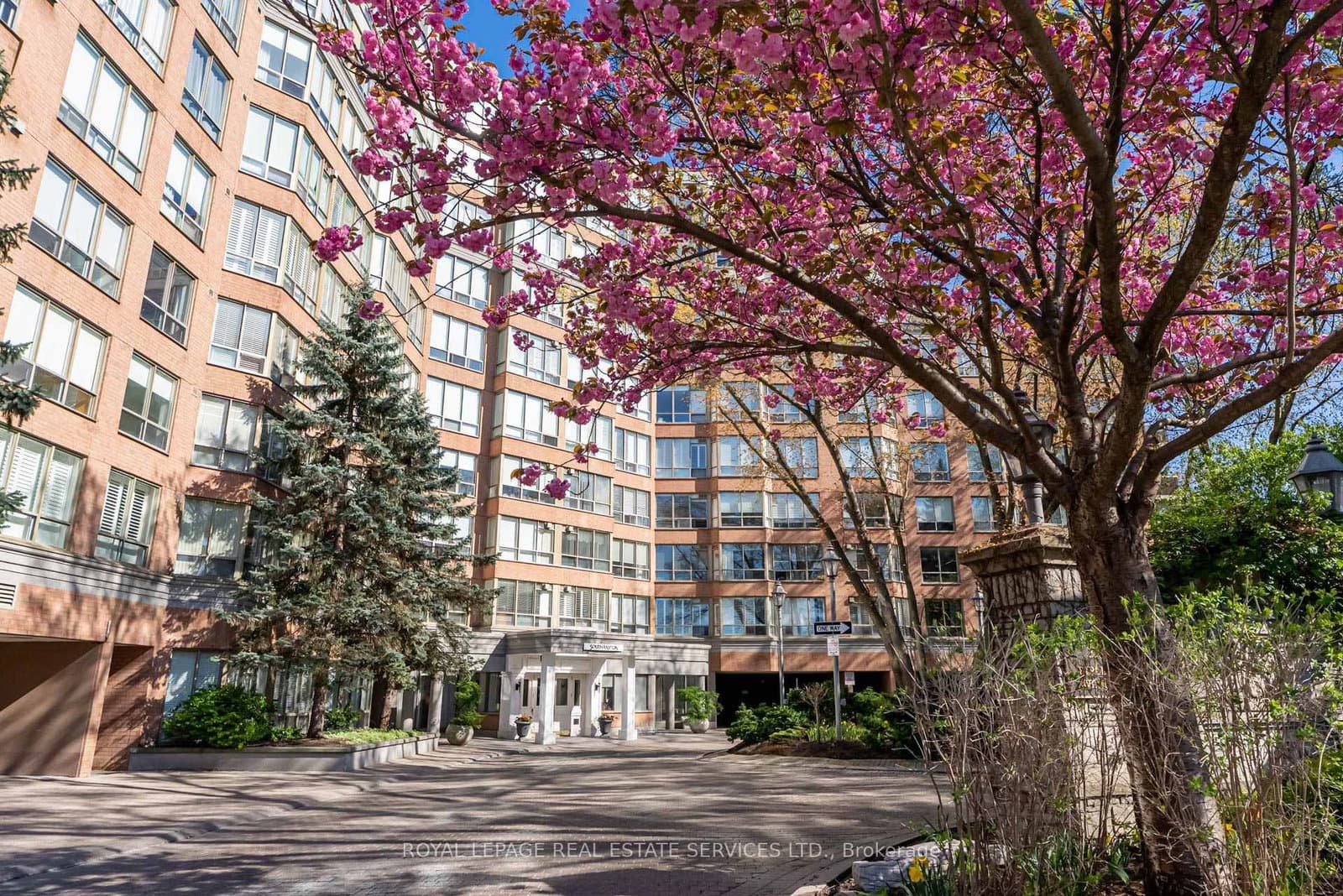 #403 - 1 Ripley Avenue