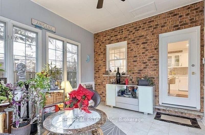 313 Bronte Road thumbnail 14