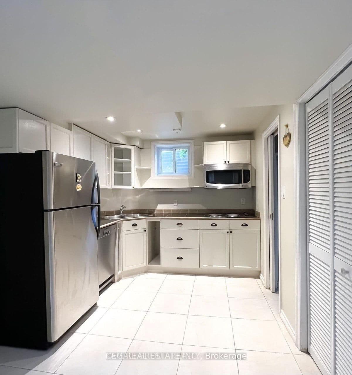 313 Bronte Road thumbnail 16