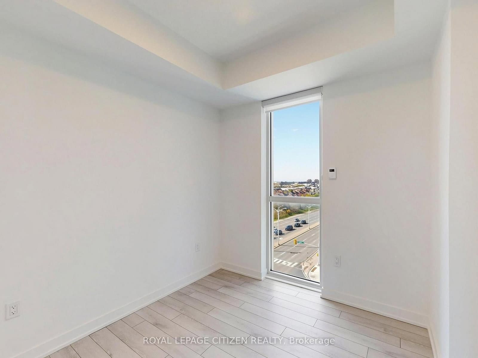 1005 Dundas Street, Unit 814 thumbnail 20
