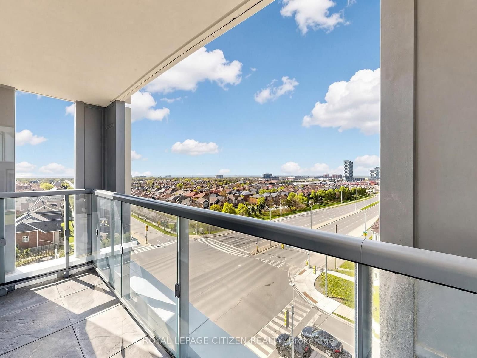 1005 Dundas Street, Unit 814 thumbnail 30