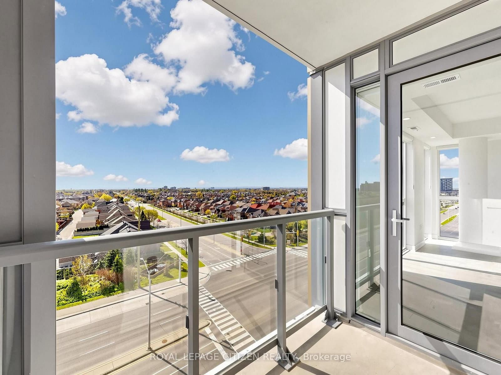 1005 Dundas Street, Unit 814 thumbnail 34