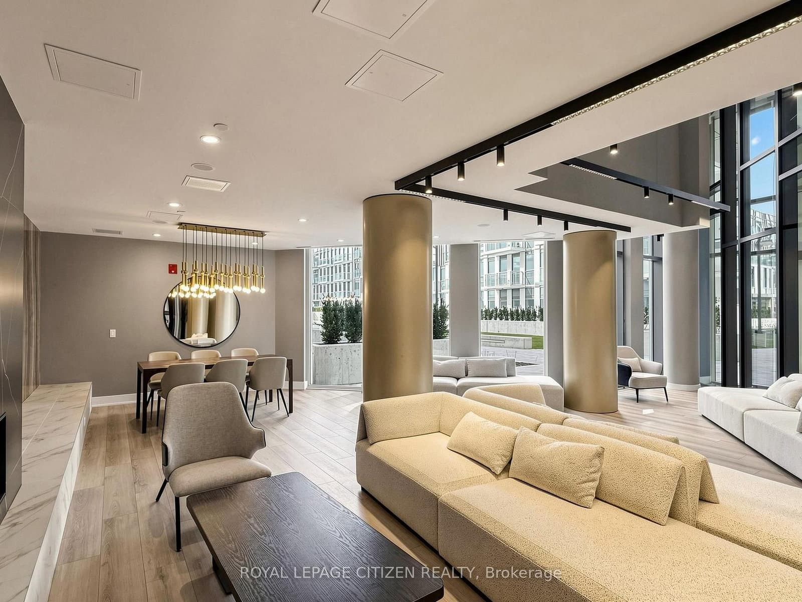 1005 Dundas Street, Unit 814 thumbnail 38