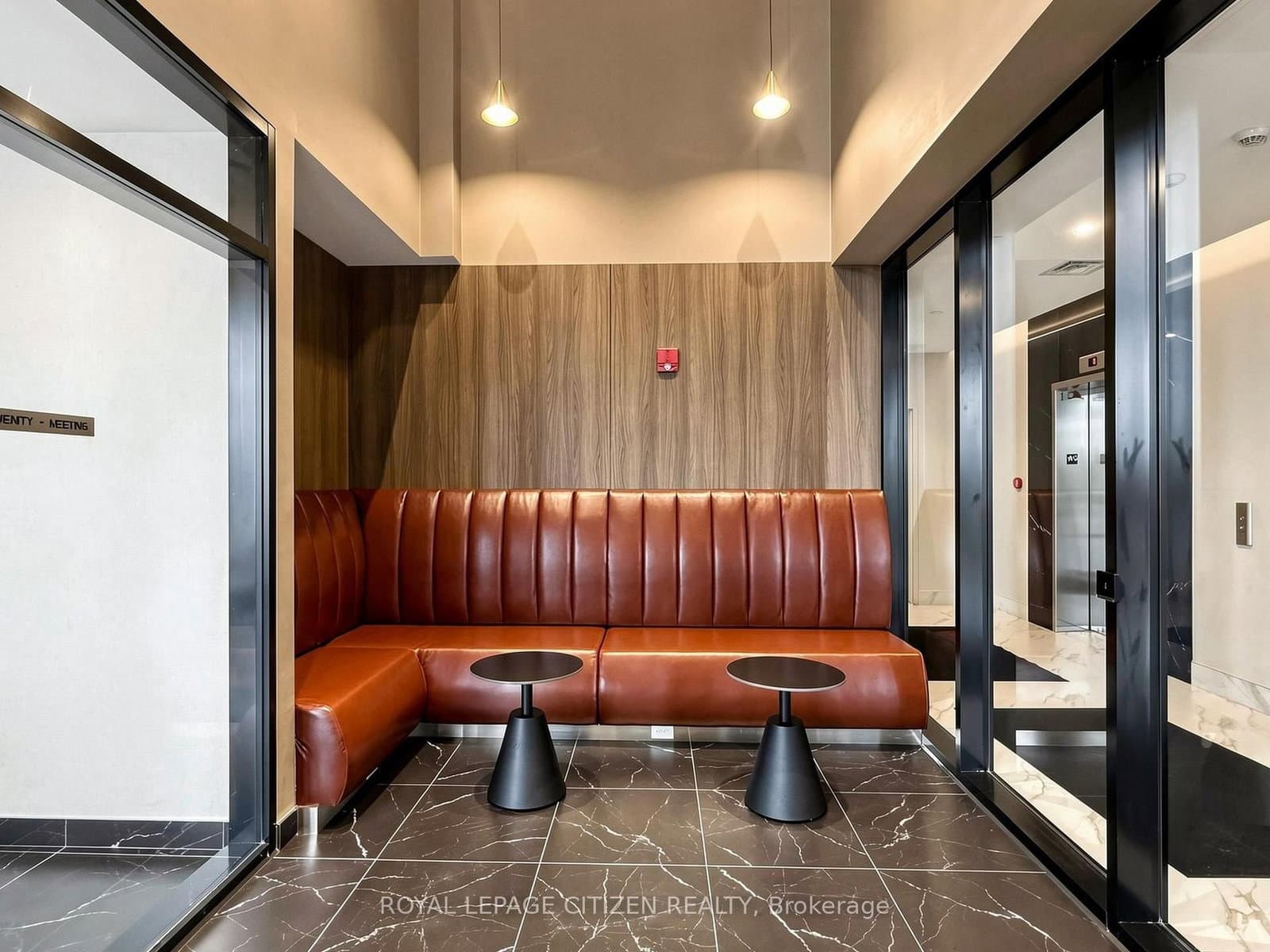 1005 Dundas Street, Unit 814 thumbnail 7