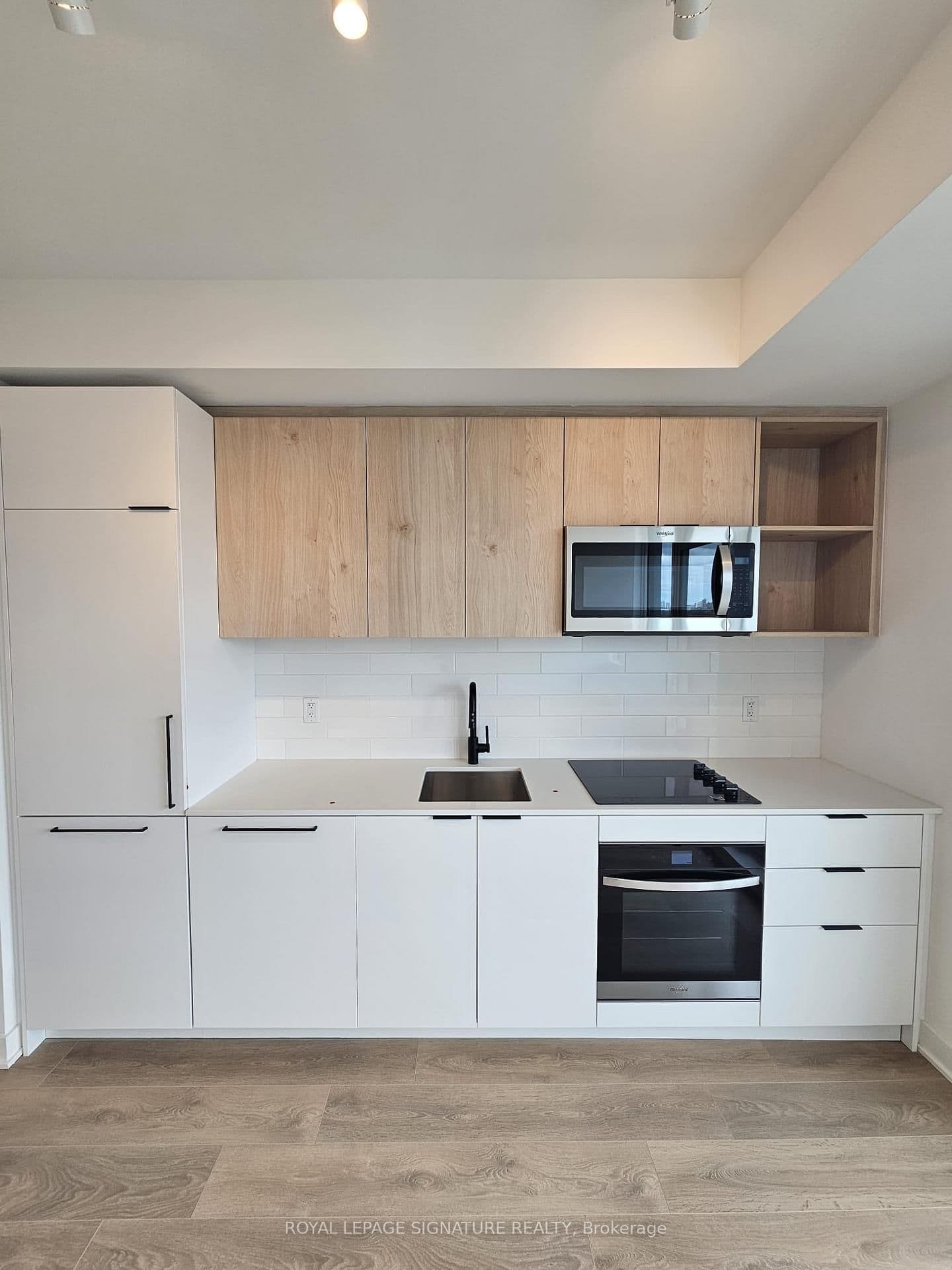 1185 Dupont Street, Unit 1911