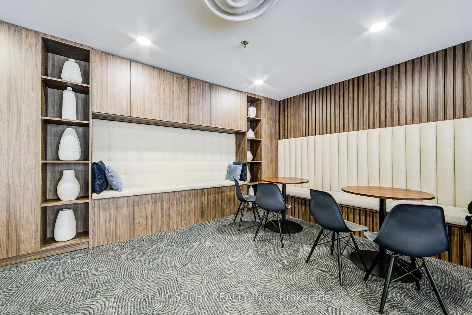 24 Southport Street, Unit 756 thumbnail 17