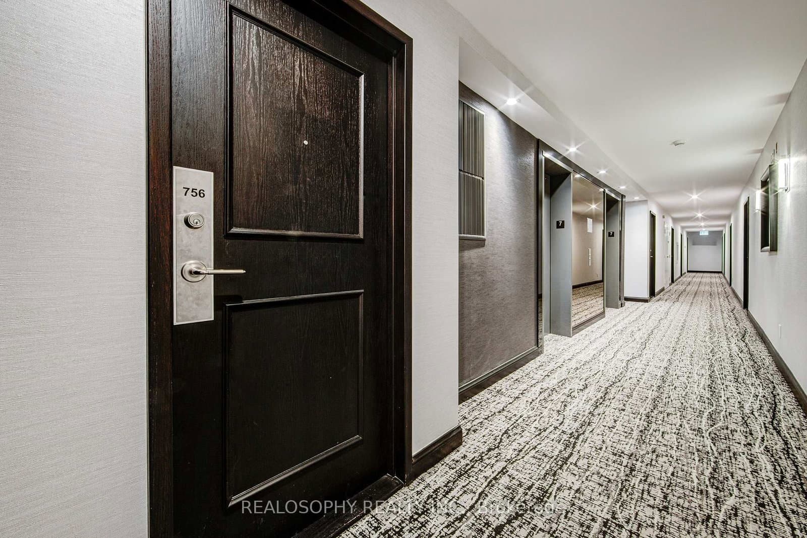 24 Southport Street, Unit 756 thumbnail 2
