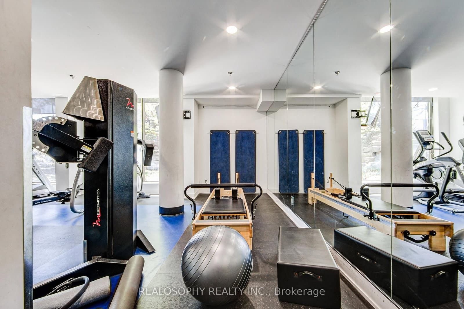 24 Southport Street, Unit 756 thumbnail 25