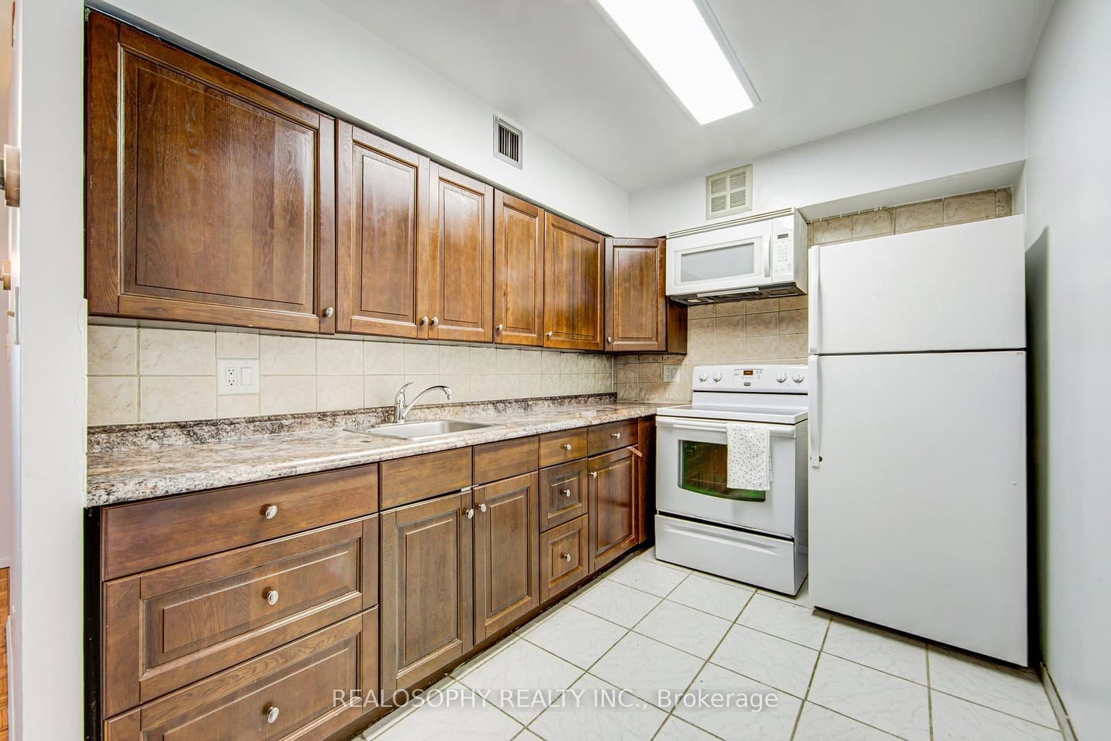 24 Southport Street, Unit 756 thumbnail 6