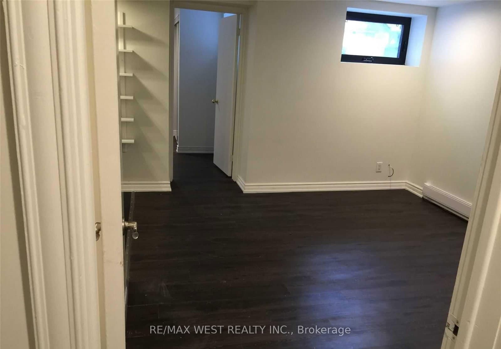 152 Dowling Avenue, Unit 4 thumbnail 5