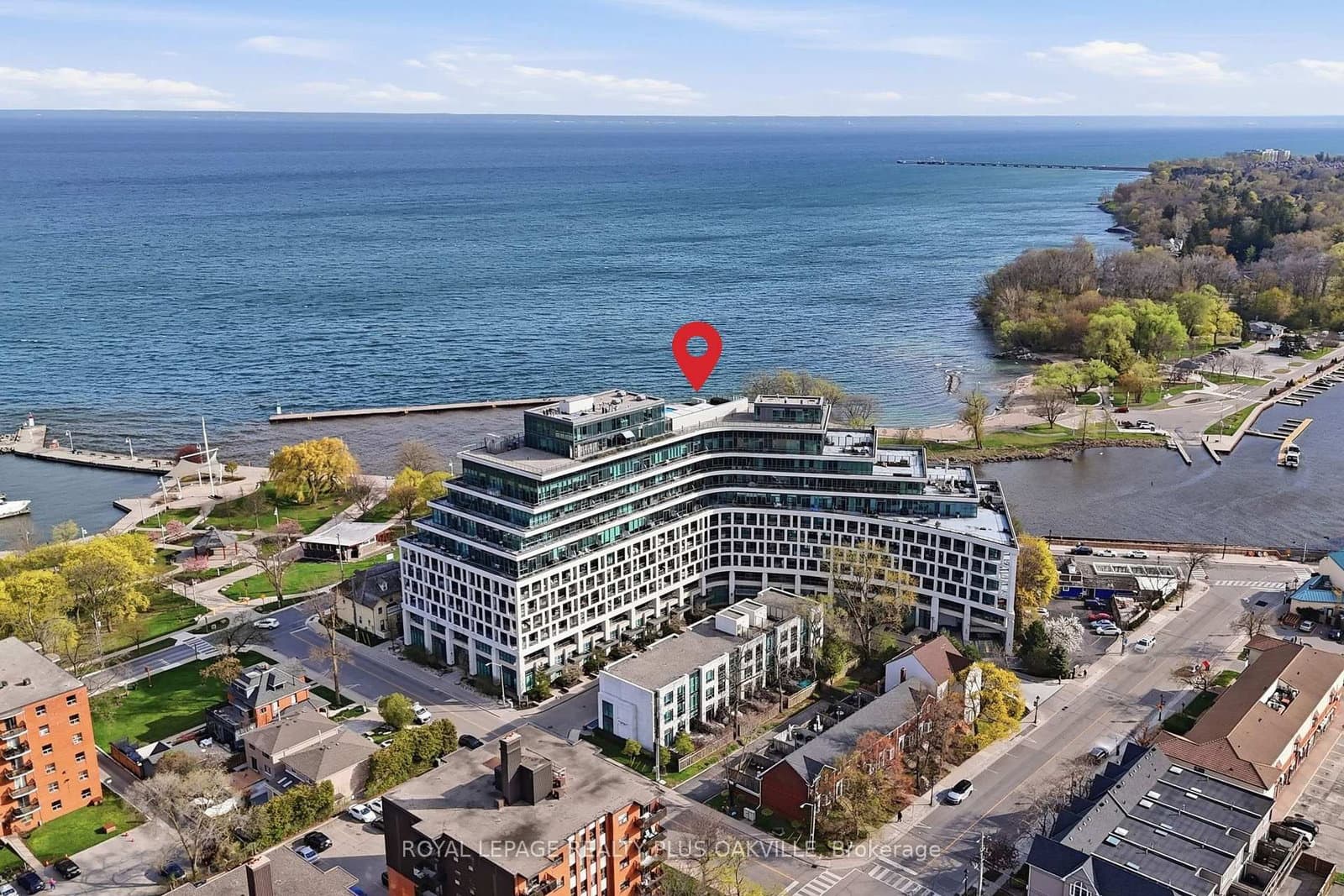 #304 - 11 Bronte Road
