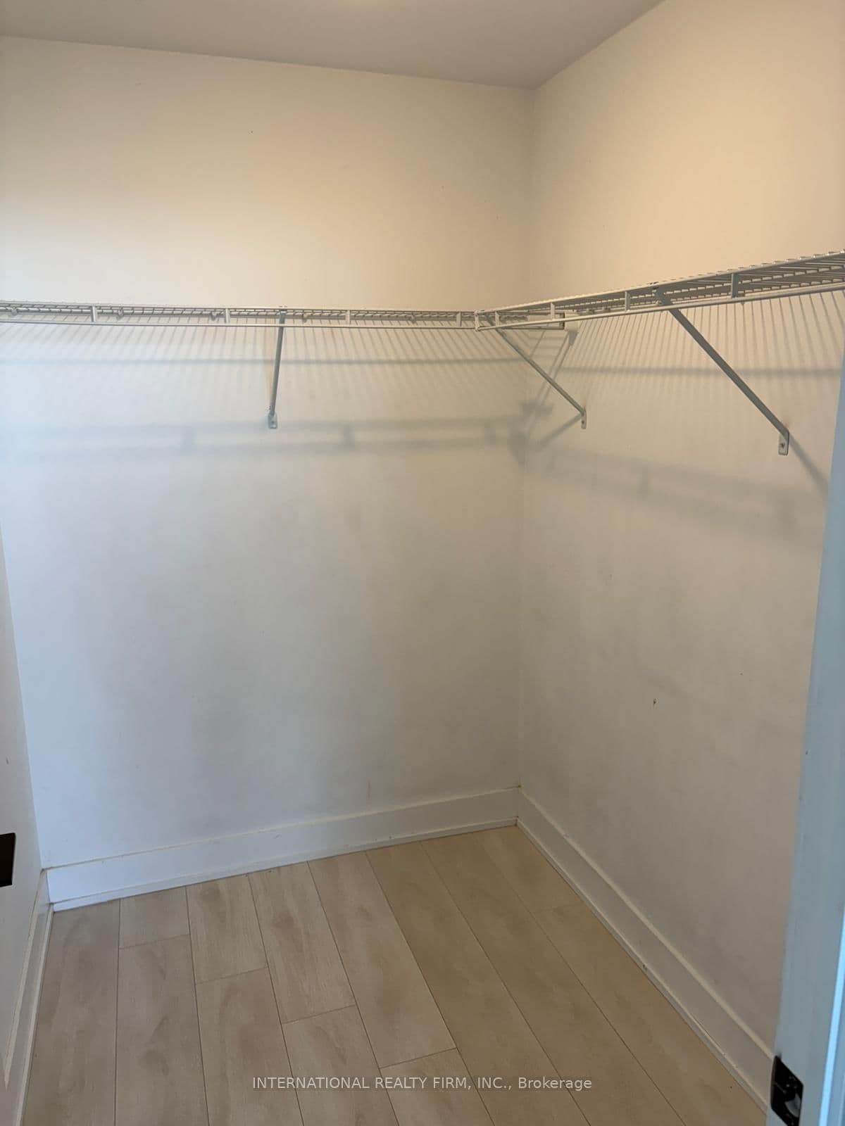 2489 Taunton Road, Unit 916 thumbnail 9