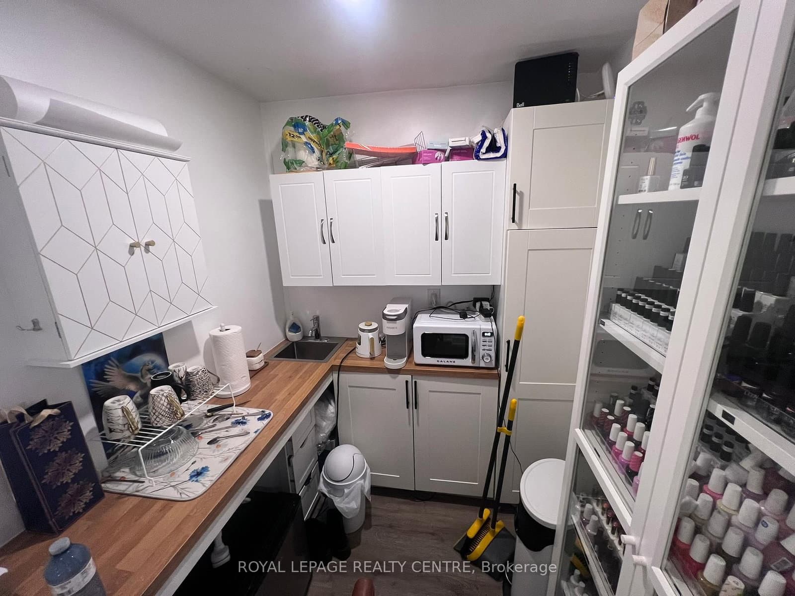 745 Lakeshore Road E thumbnail 7