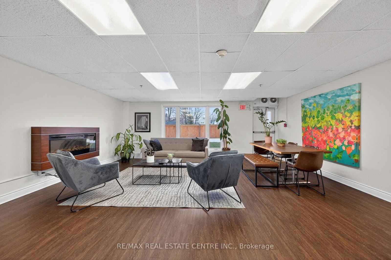 212 Kerr Street, Unit 702 thumbnail 36