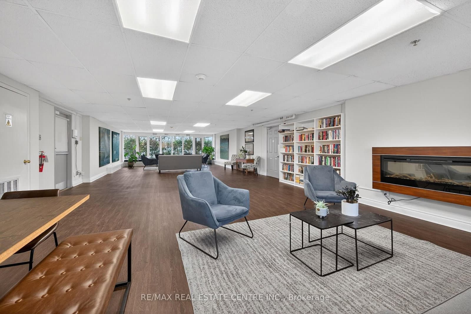 212 Kerr Street, Unit 702 thumbnail 37