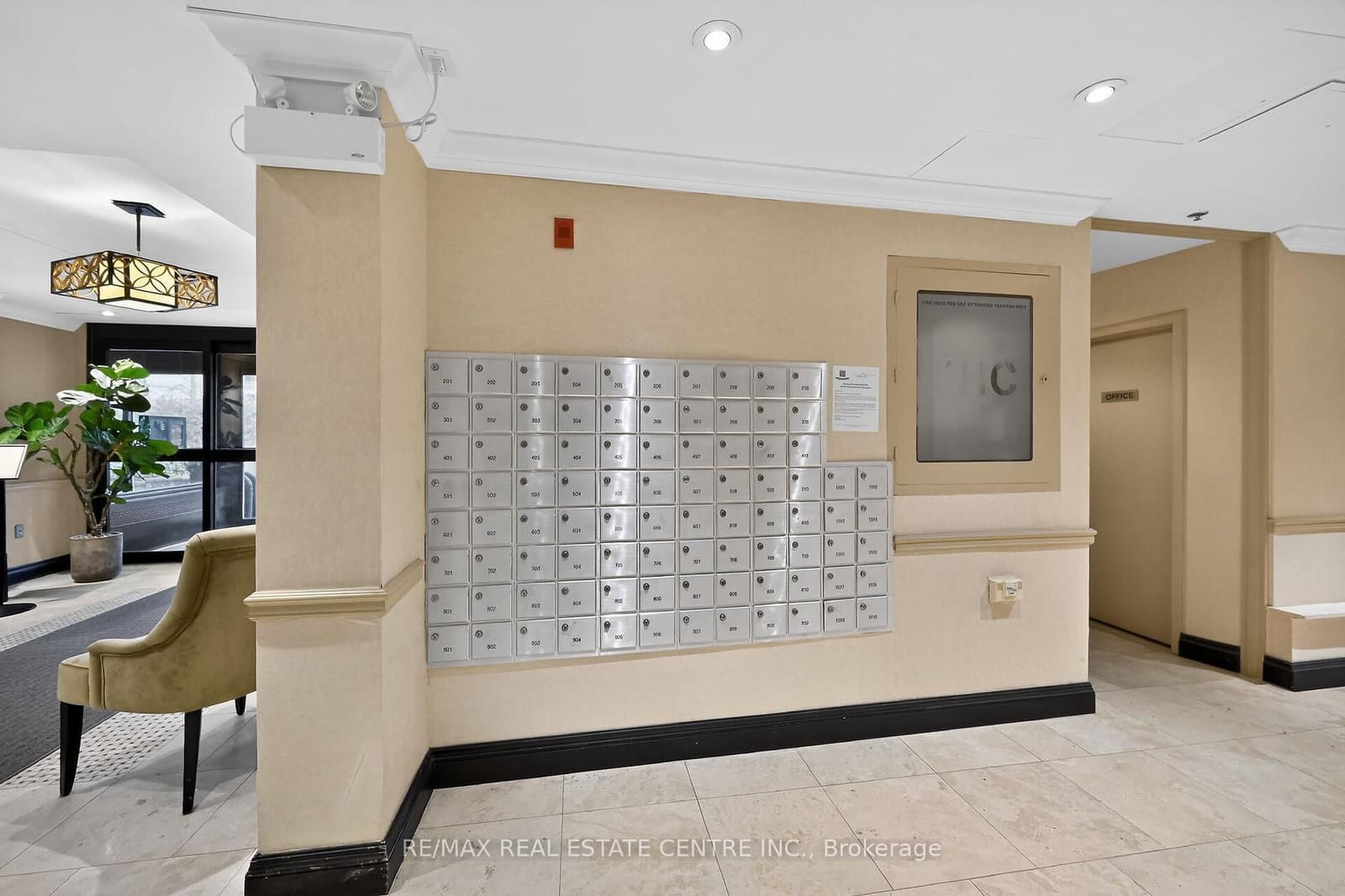 212 Kerr Street, Unit 702 thumbnail 42