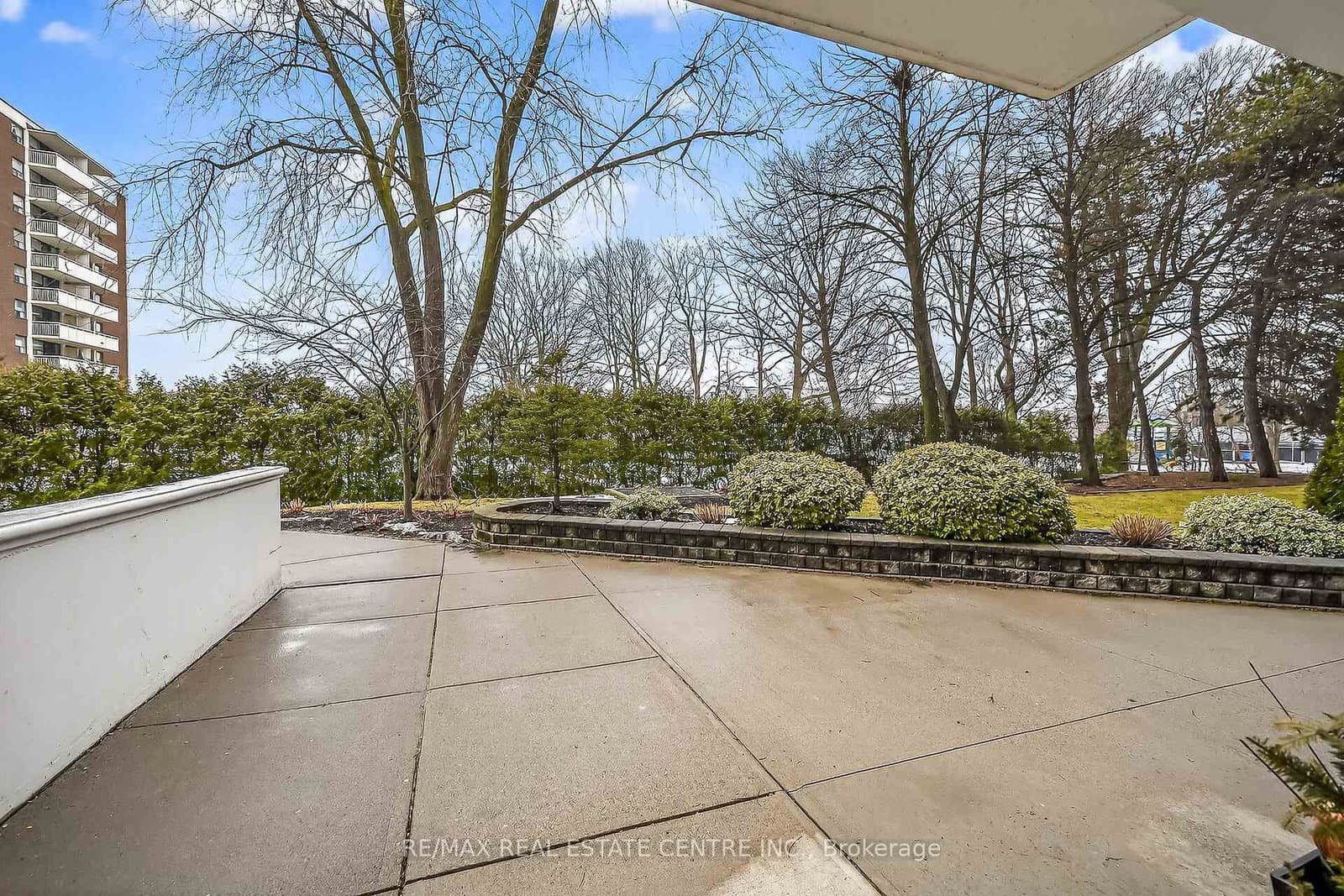 212 Kerr Street, Unit 702 thumbnail 43