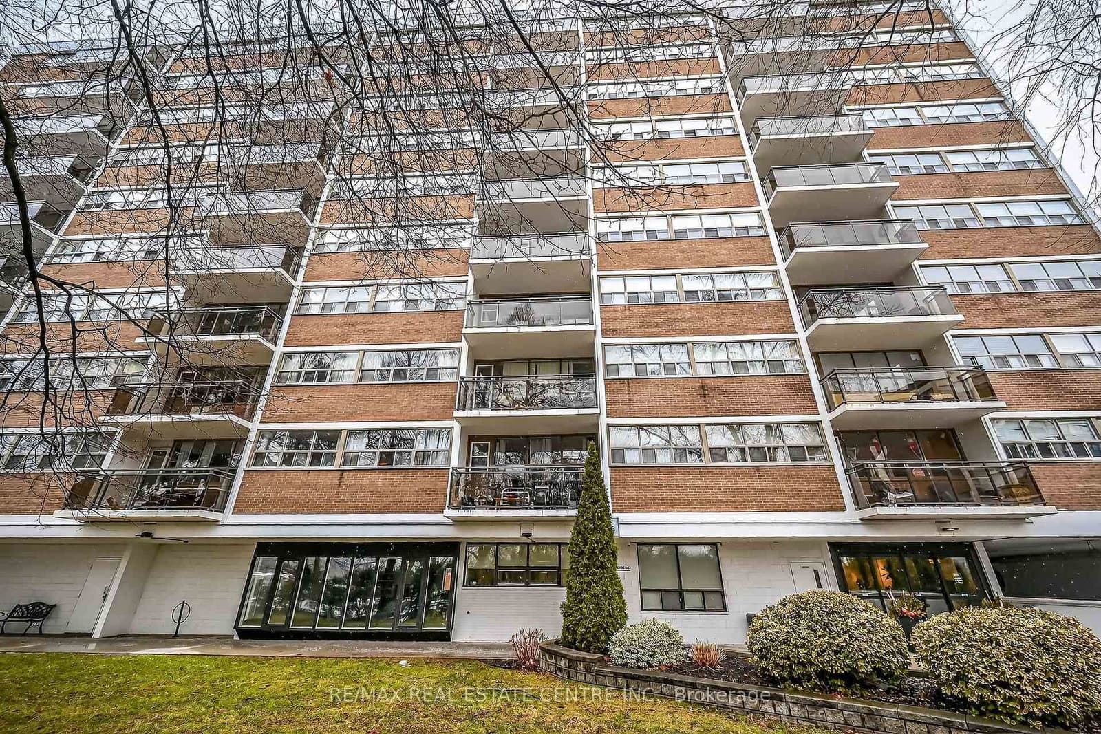 212 Kerr Street, Unit 702 thumbnail 45