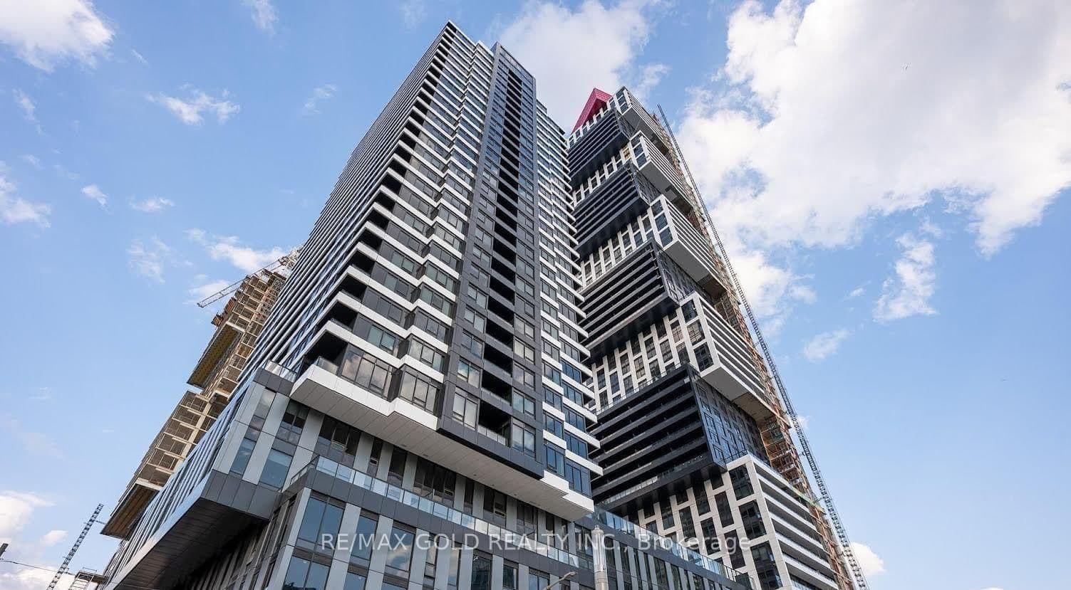 4015 the exchange Street, Unit 4806