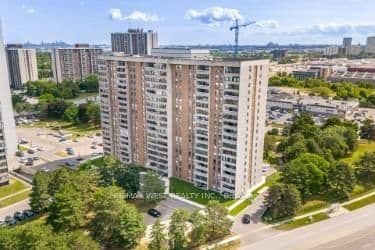 #409 - 15 Kensington Road