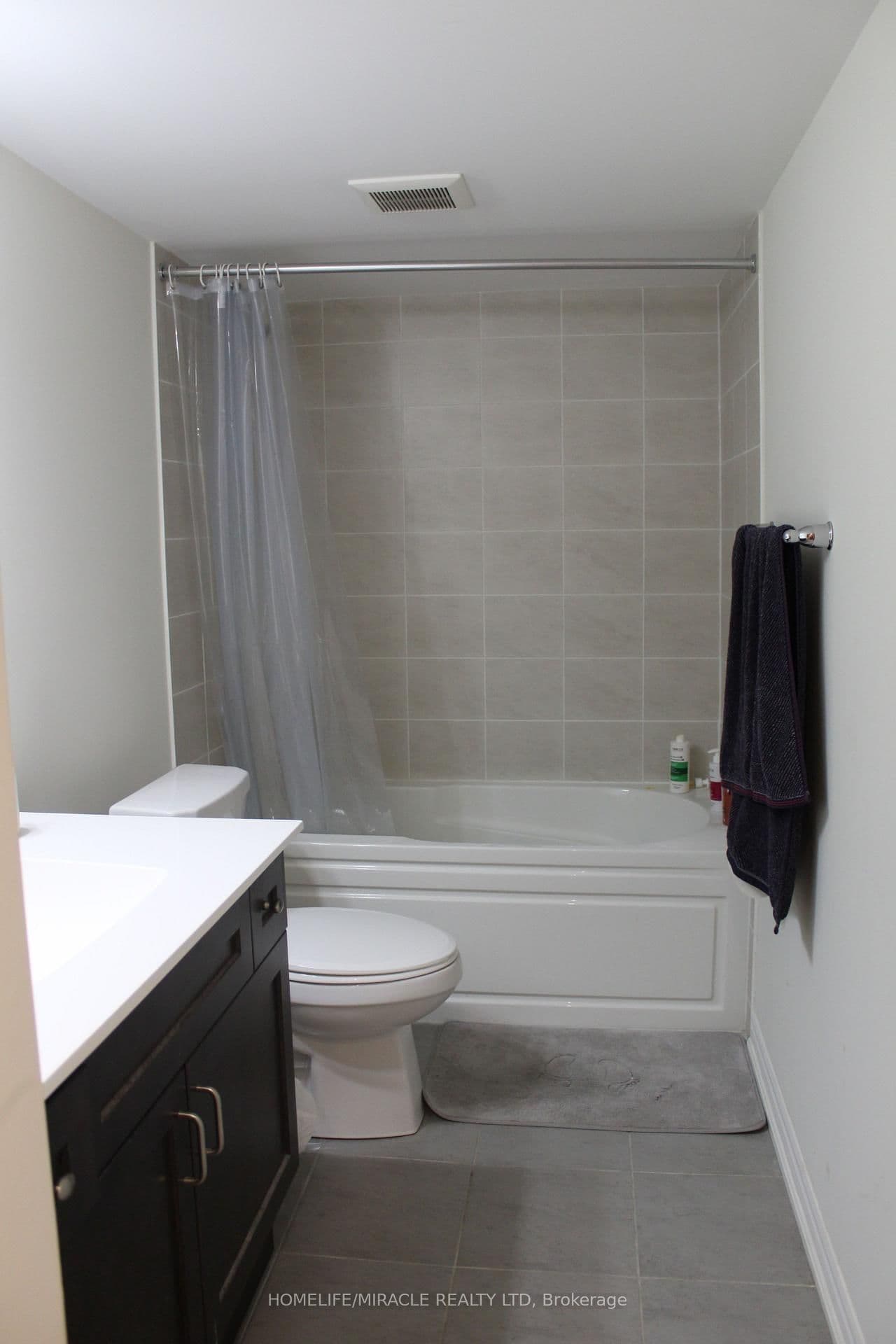 240 Lagerfeld Drive, Unit 5 thumbnail 13