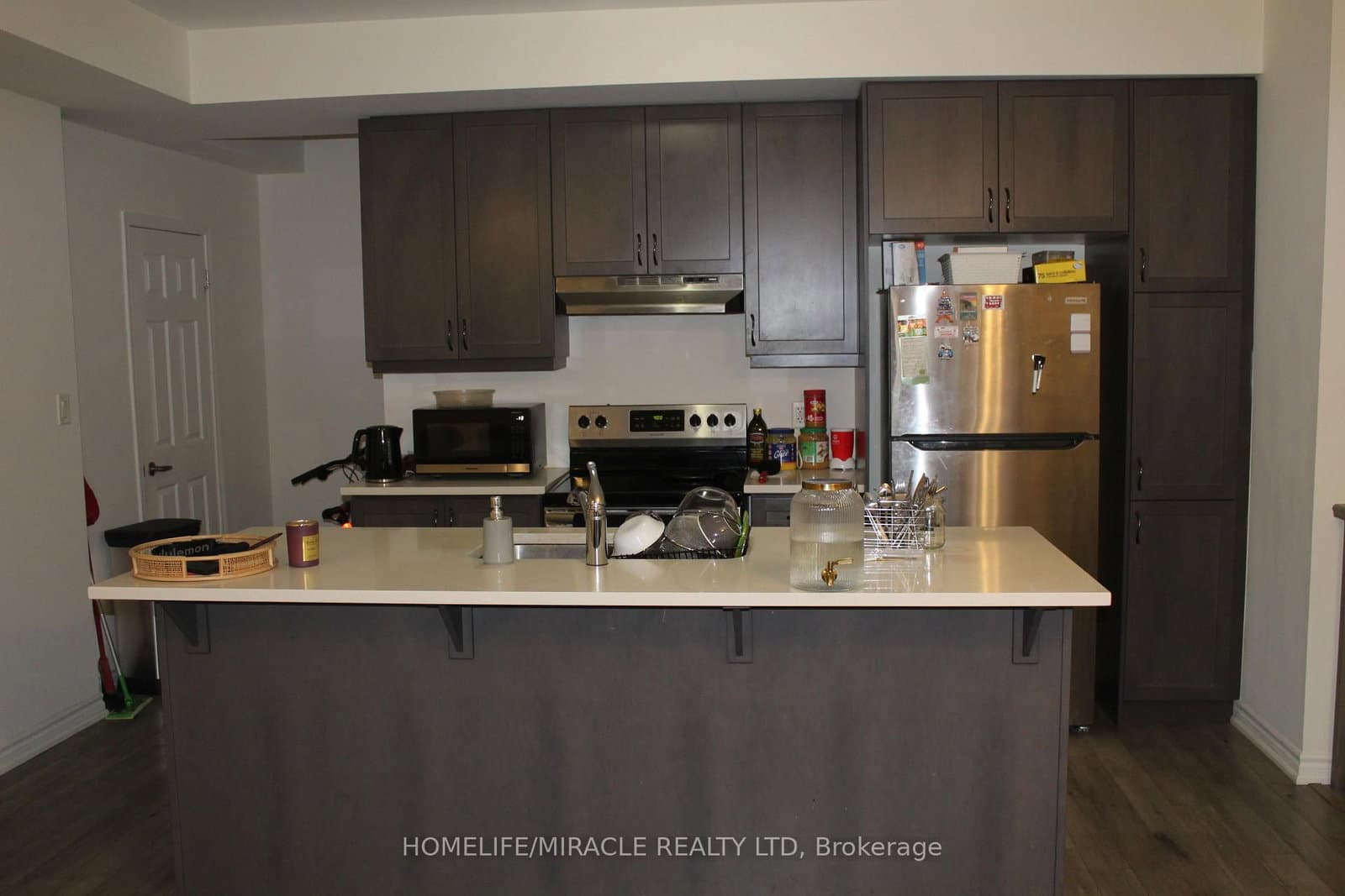 240 Lagerfeld Drive, Unit 5 thumbnail 8