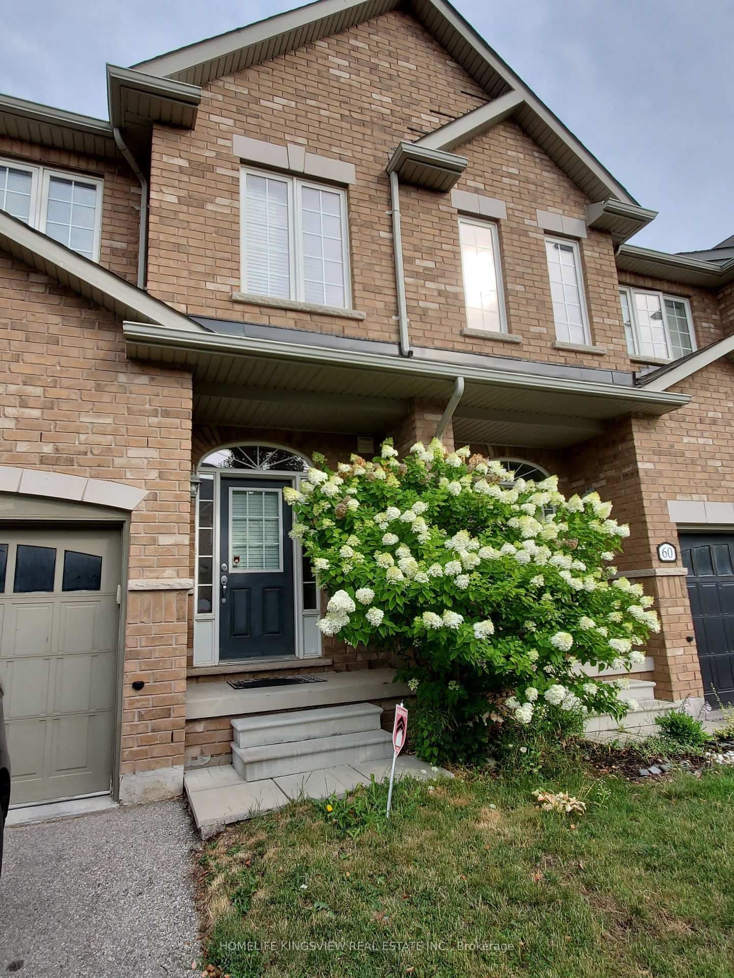 651 Farmstead Drive, Unit 59 thumbnail 2