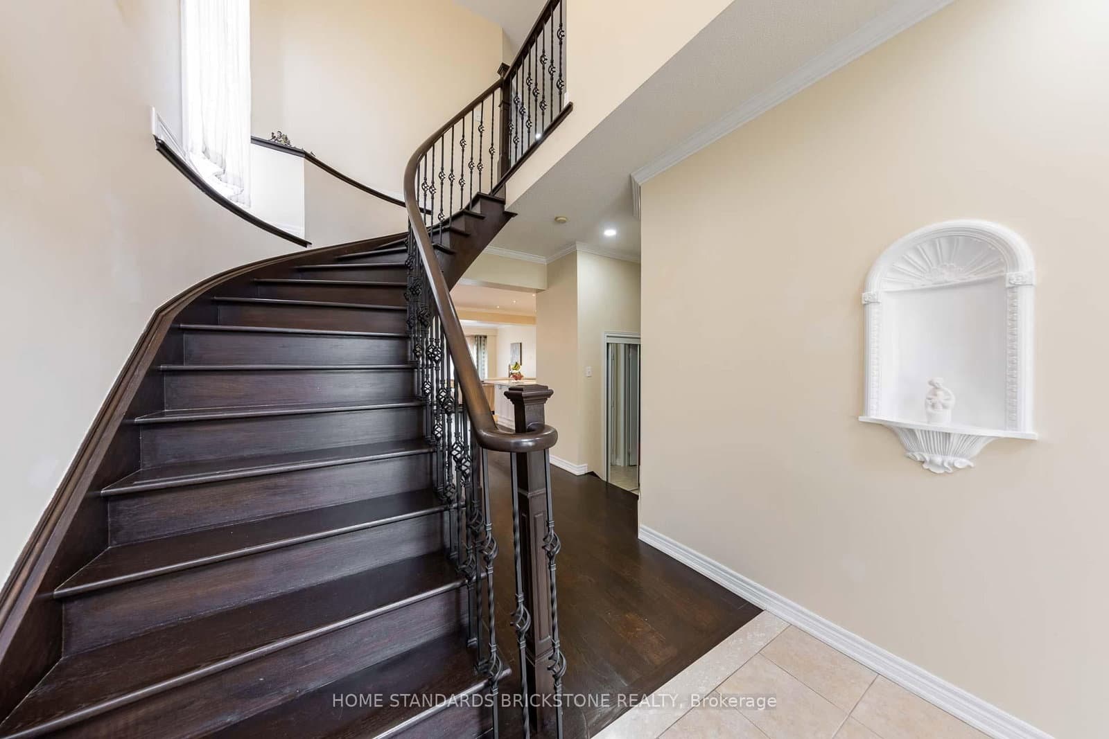2445 Felhaber Crescent thumbnail 18