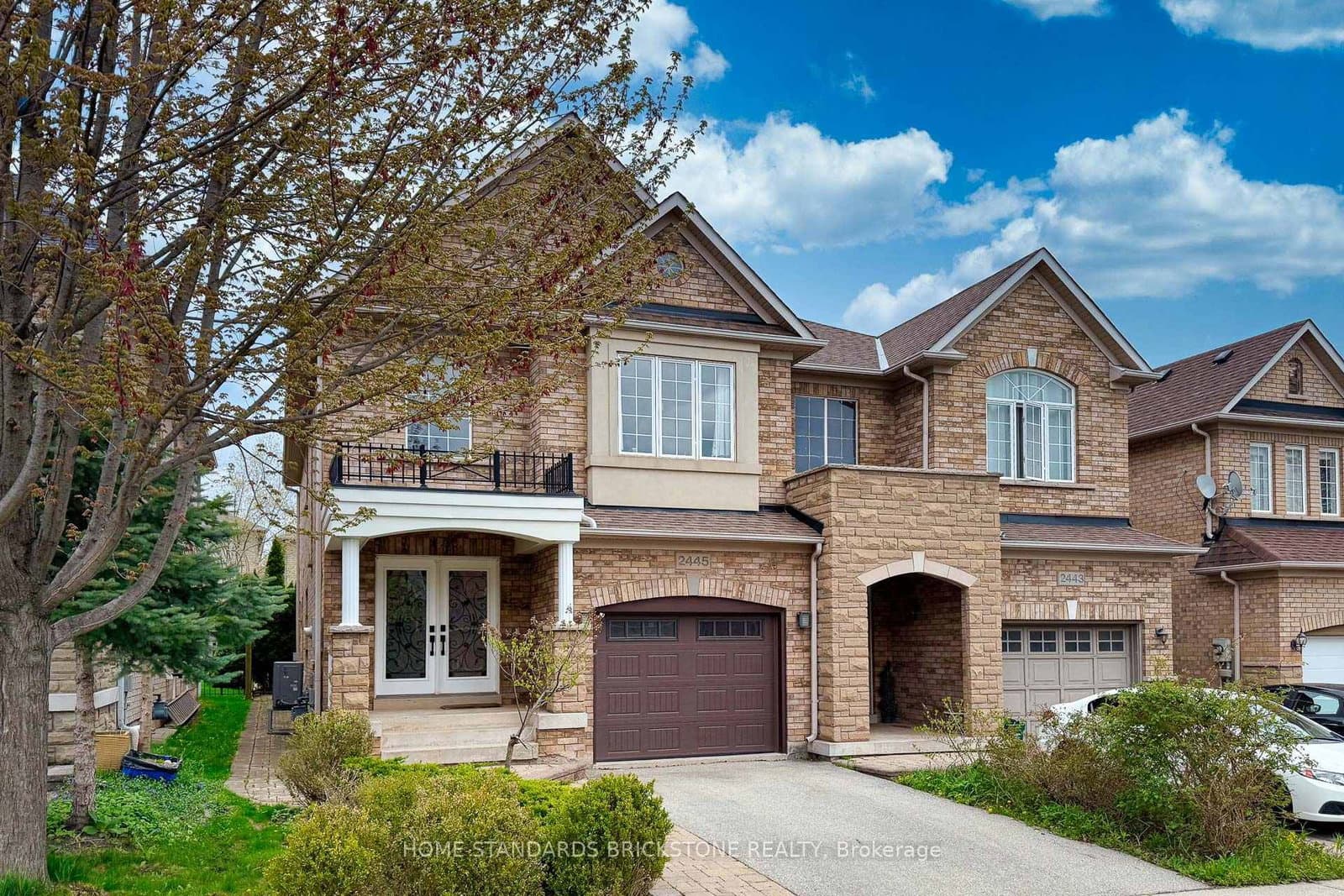 2445 Felhaber Crescent thumbnail 2