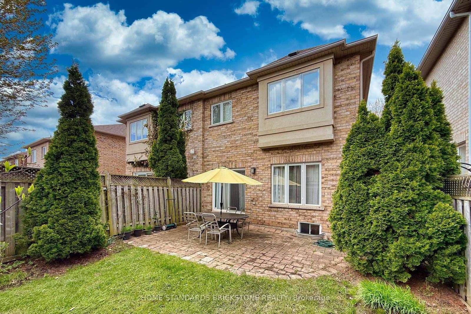 2445 Felhaber Crescent thumbnail 37