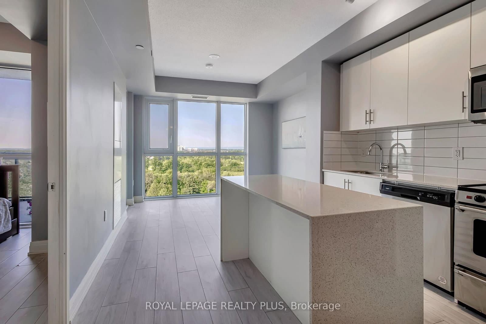 509 Dundas Street W, Unit 701 thumbnail 10