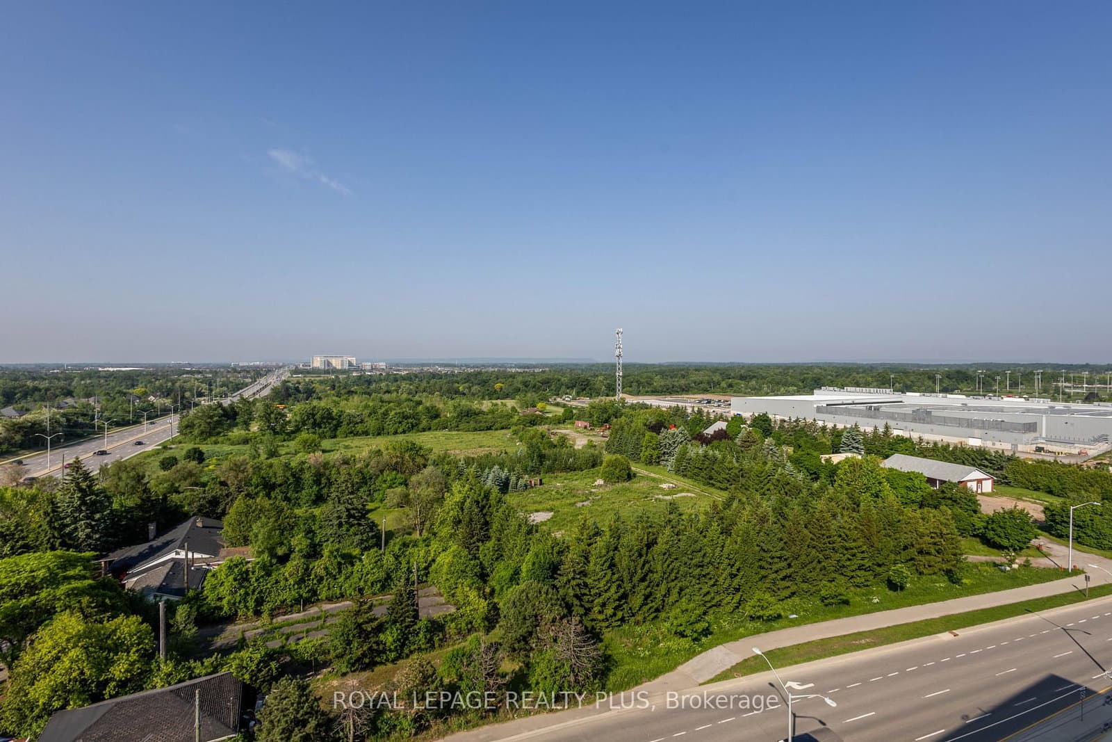 509 Dundas Street W, Unit 701 thumbnail 23