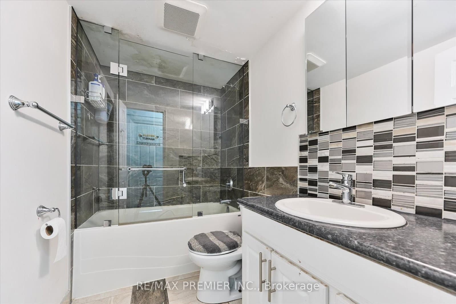 80 Grandravine Drive, Unit 716 thumbnail 9