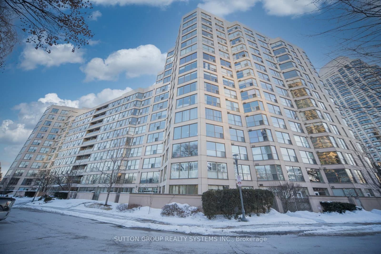 #1201 - 2261 Lakeshore Boulevard W