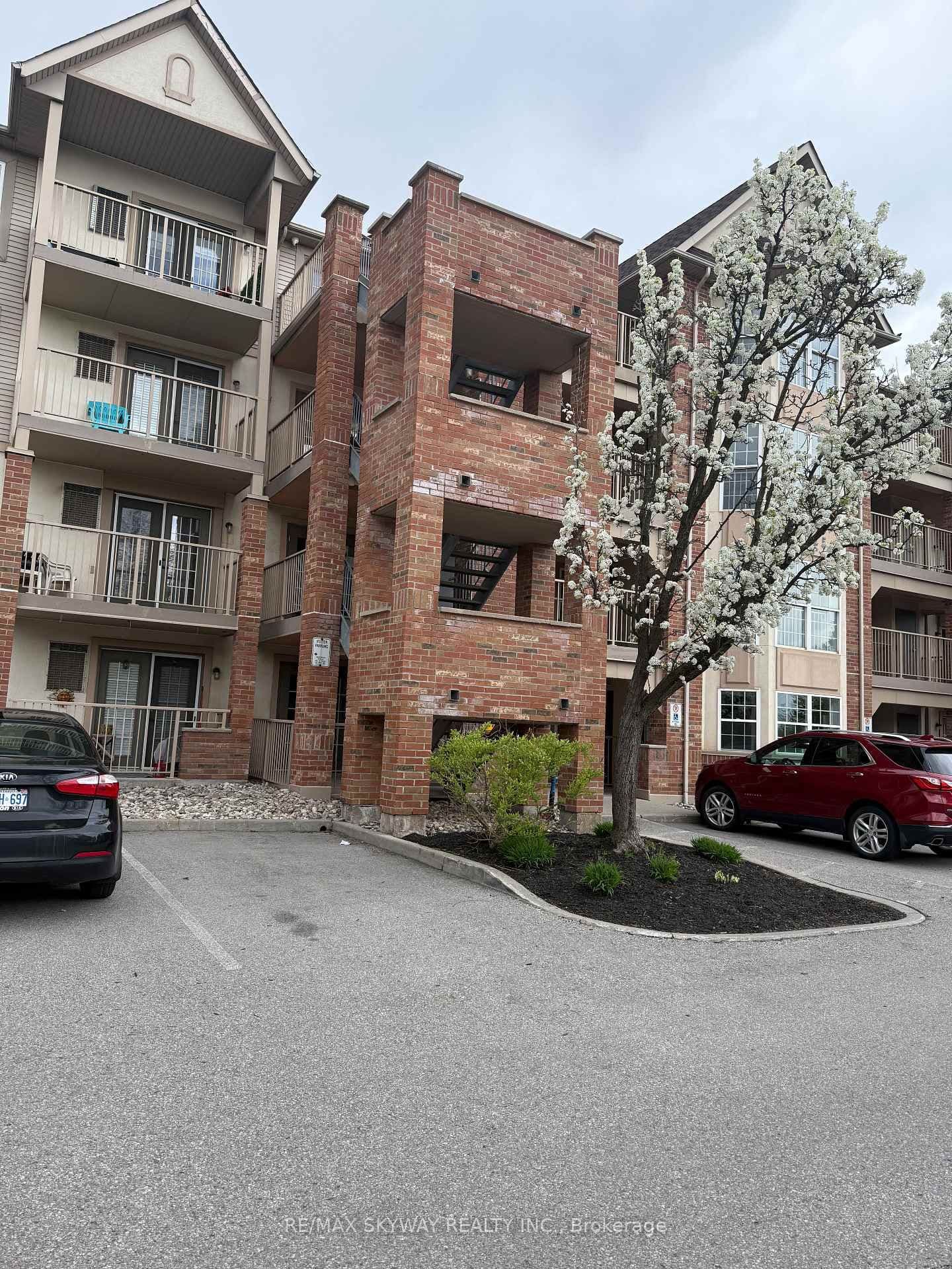 #410 - 4025 Kilmer Drive