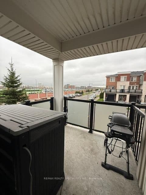 70 BAYCLIFFE Crescent, Unit 203 thumbnail 34