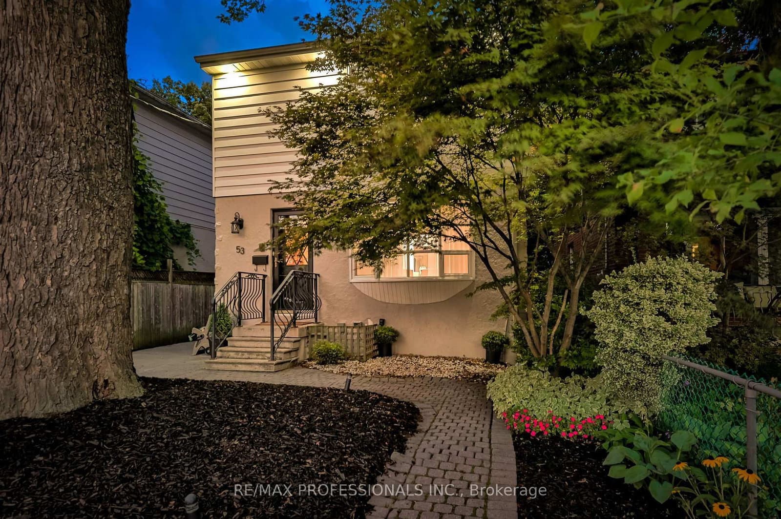 53 Tilden Crescent thumbnail 3