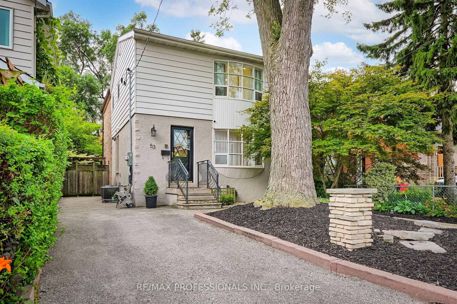 53 Tilden Crescent thumbnail 4