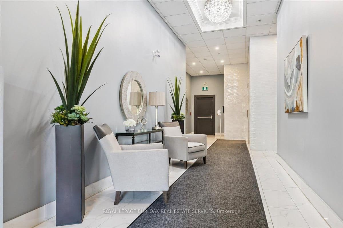 34 Plains Road E, Unit 408 thumbnail 3