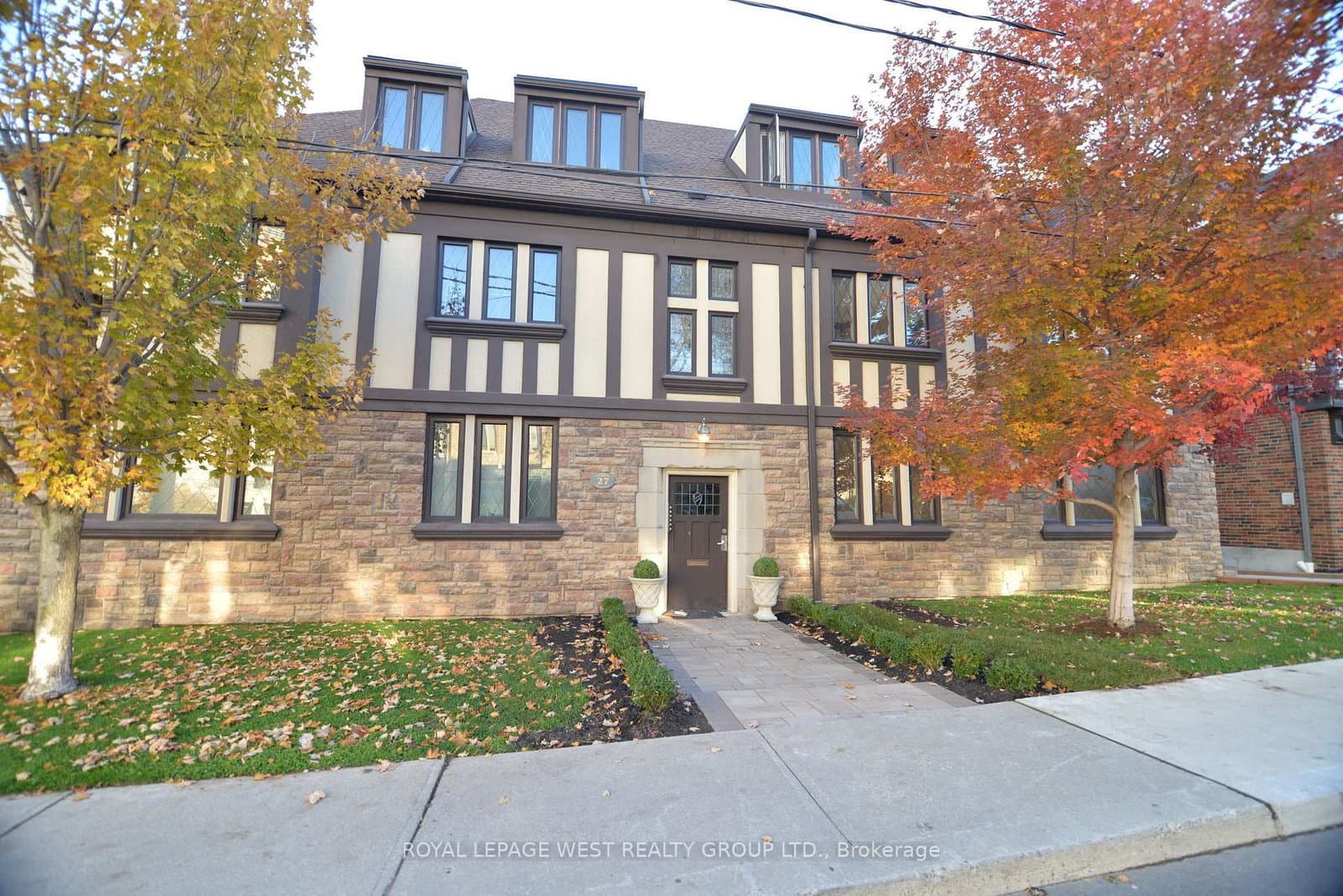 27 Mossom Road W - Image 1