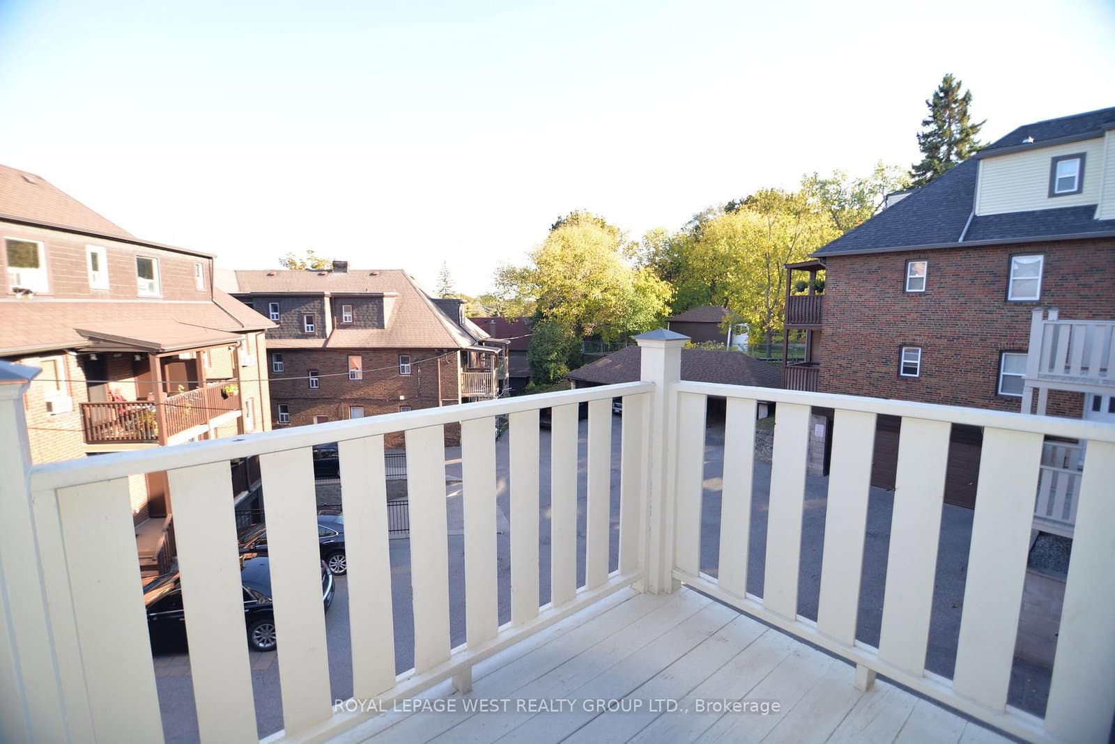 27 Mossom Road W thumbnail 20