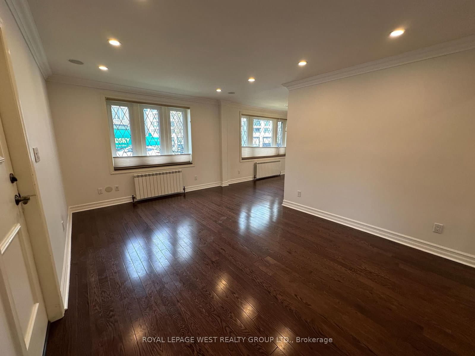 27 Mossom Road W thumbnail 7