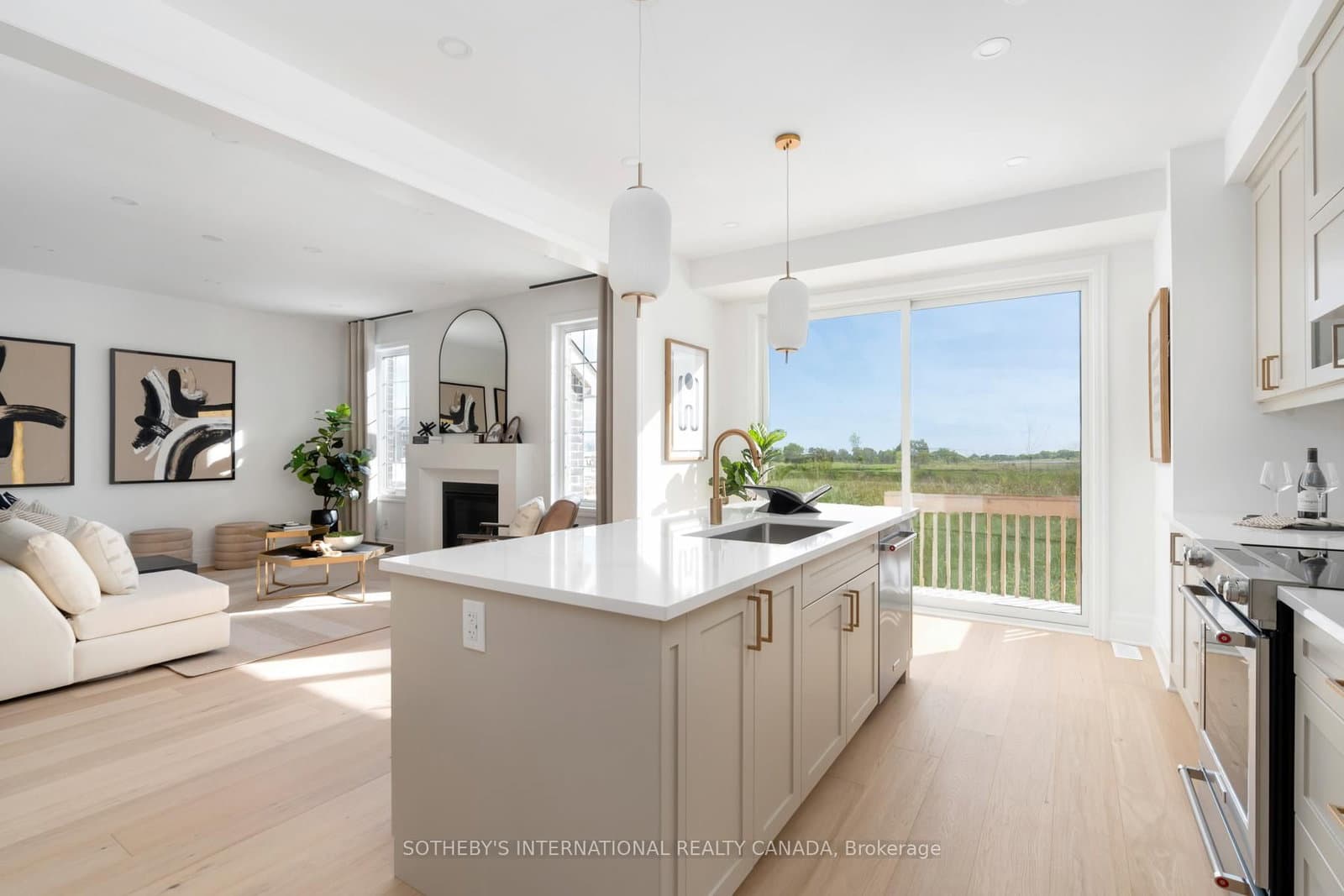 1556 Cookman Drive thumbnail 10