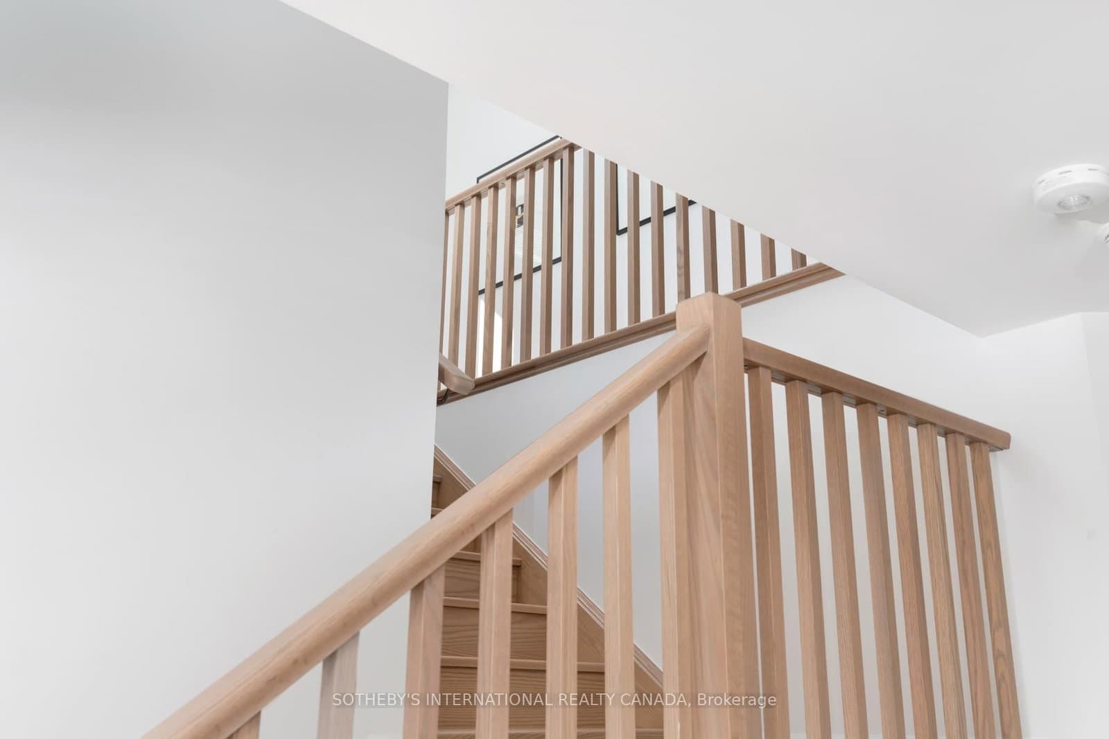 1556 Cookman Drive thumbnail 18