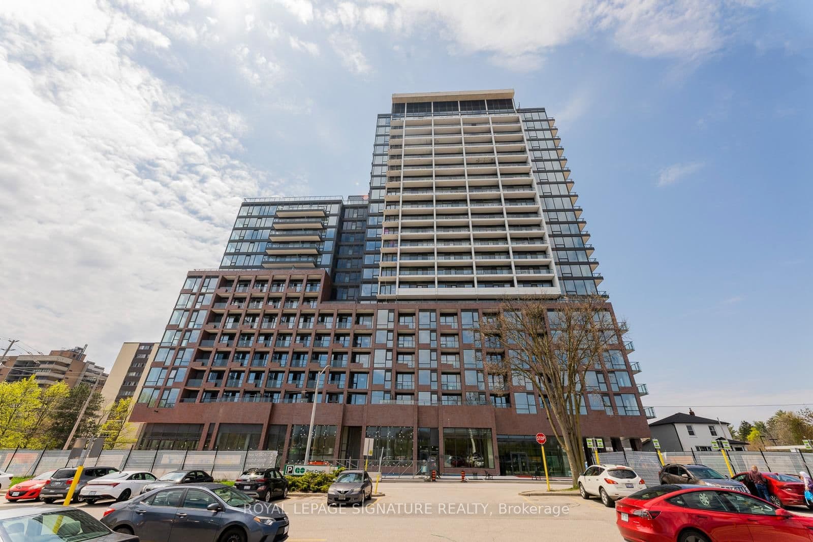 #210 - 28 Ann Street